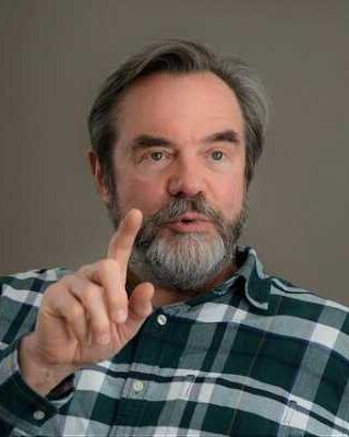 How to Think Like a Business Expert and Win Big